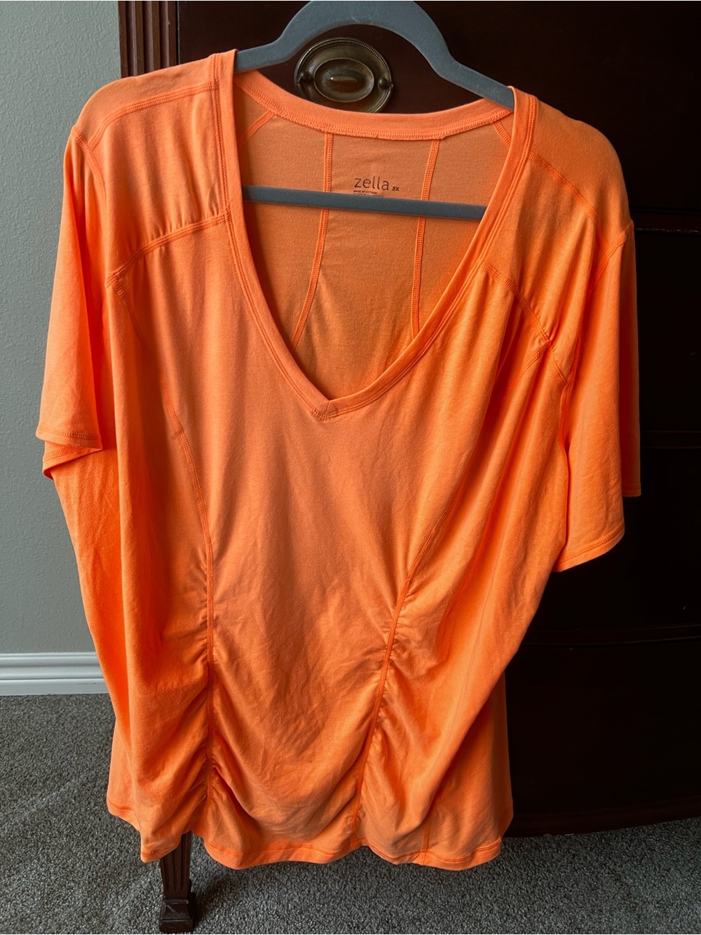 Women’s I Zella Z5 Ruched V-Neck Training Tee